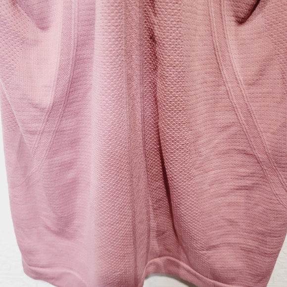 60. Lululemon Swiftly Tech Pink Tank Top - Picture 7 of 8